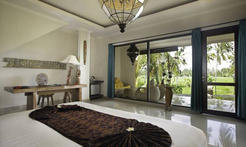 Green Field Hotel And Restaurant