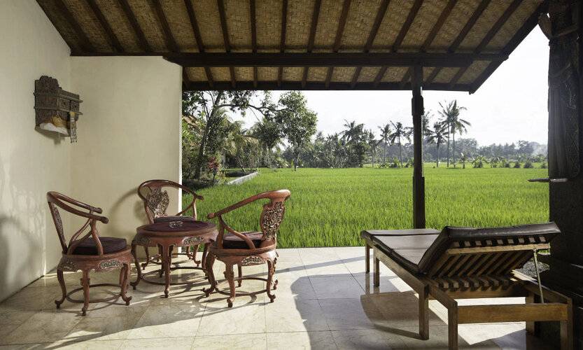 Green Field Hotel And Restaurant