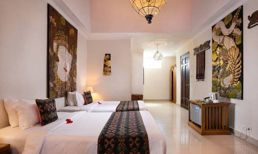 Green Field Hotel And Restaurant