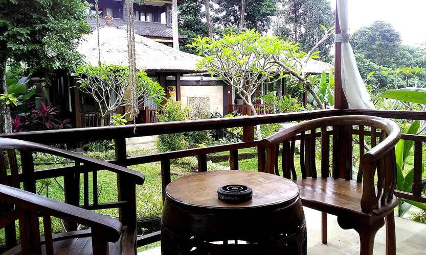 Astawa House