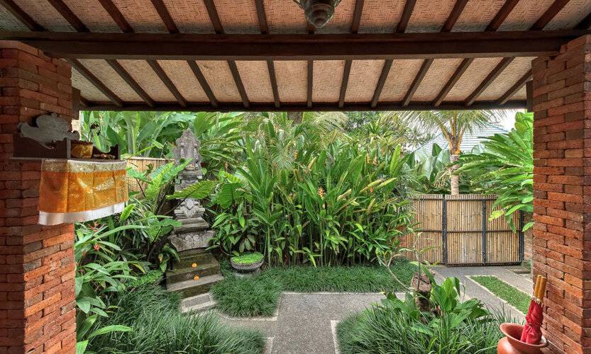 D'Legon Luxury Villas