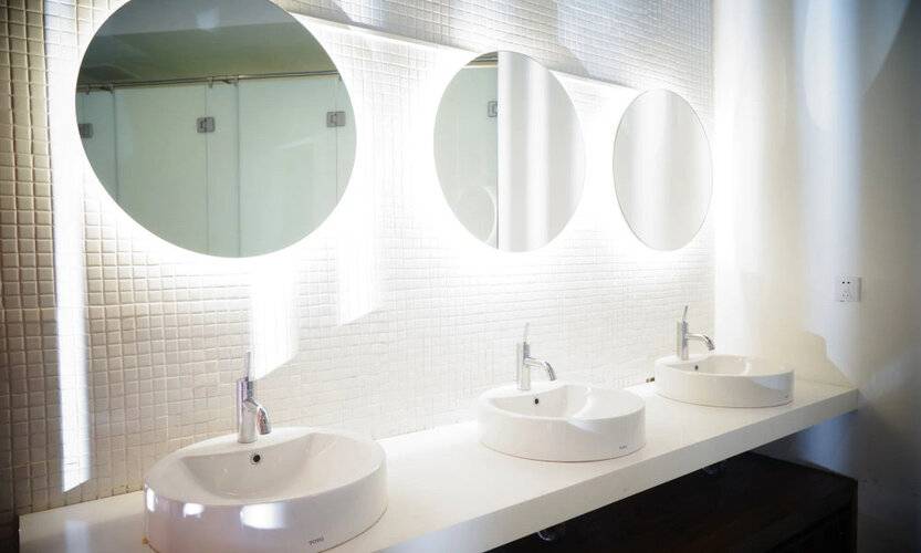 Borough Capsule Hostel Bali