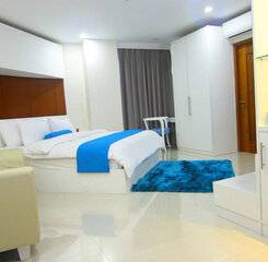 $item['hotel']['name']