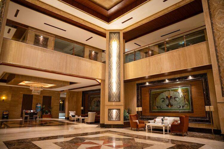 La Zona Continental Hotel