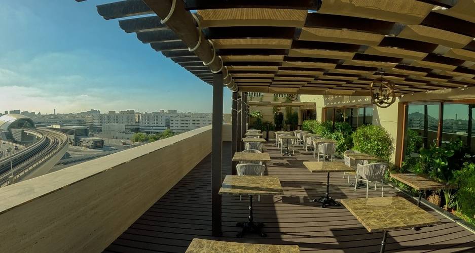 La Zona Continental Hotel