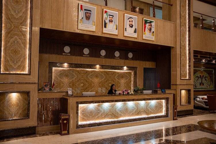 La Zona Continental Hotel