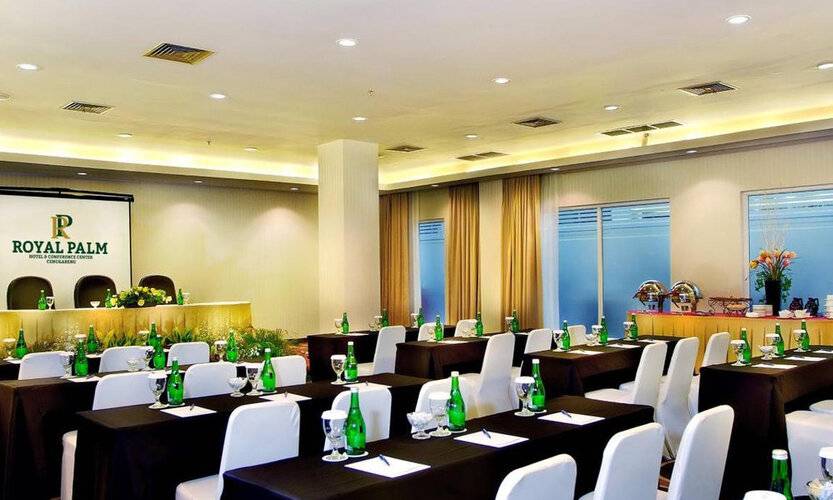 Royal Palm Hotel & Conference Center Cengkareng
