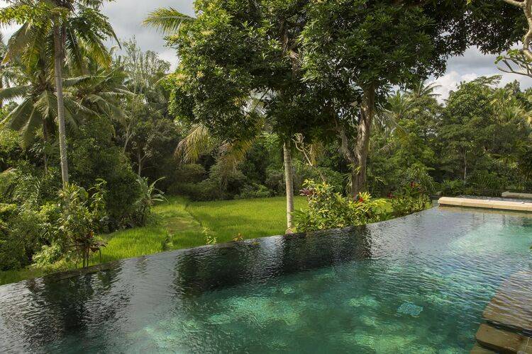 Dwaraka The Royal Villas