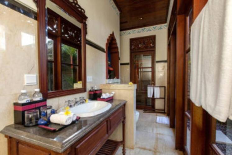 Dwaraka The Royal Villas