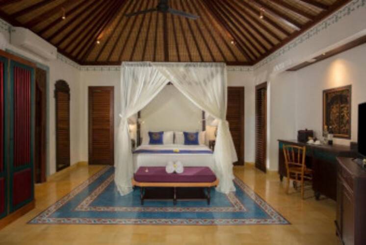 Dwaraka The Royal Villas