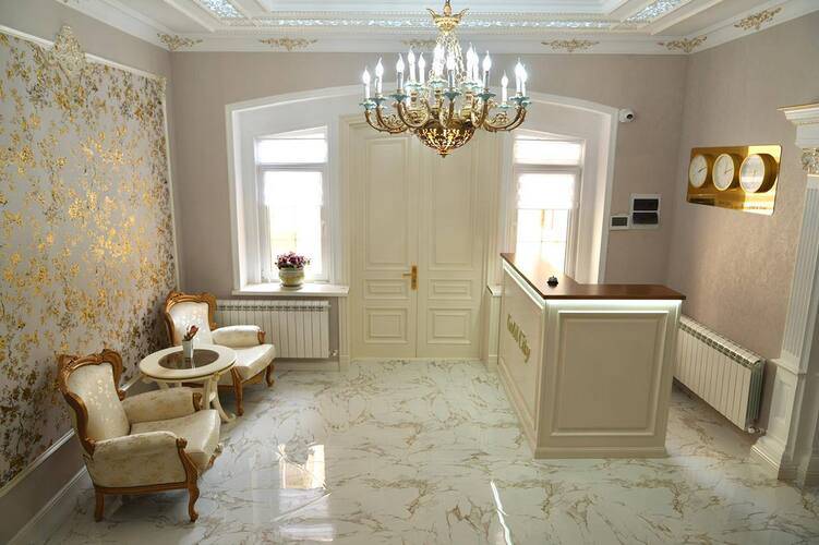 Gold City Hotel