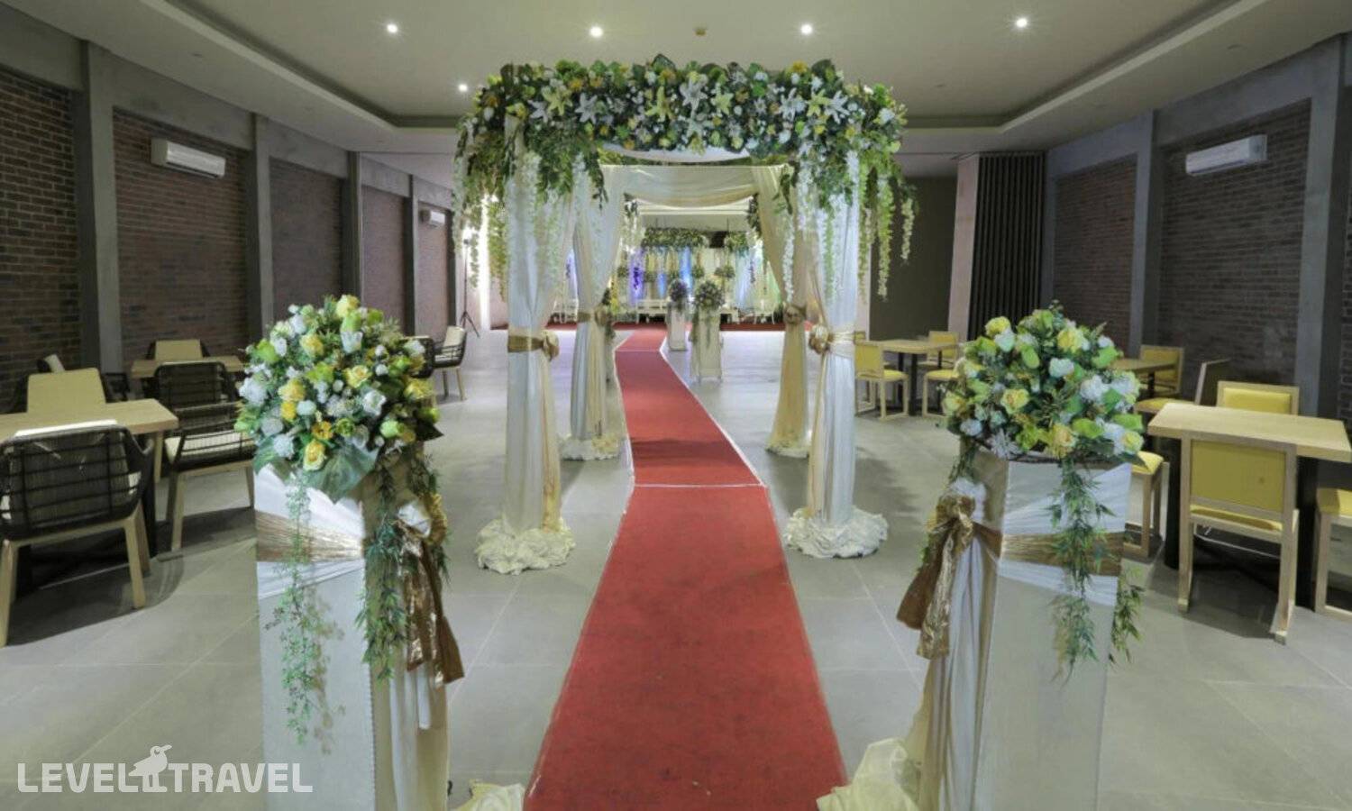 фотографии отеля Bedrock Hotel Kuta в Индонезия(Кута) - фото №33