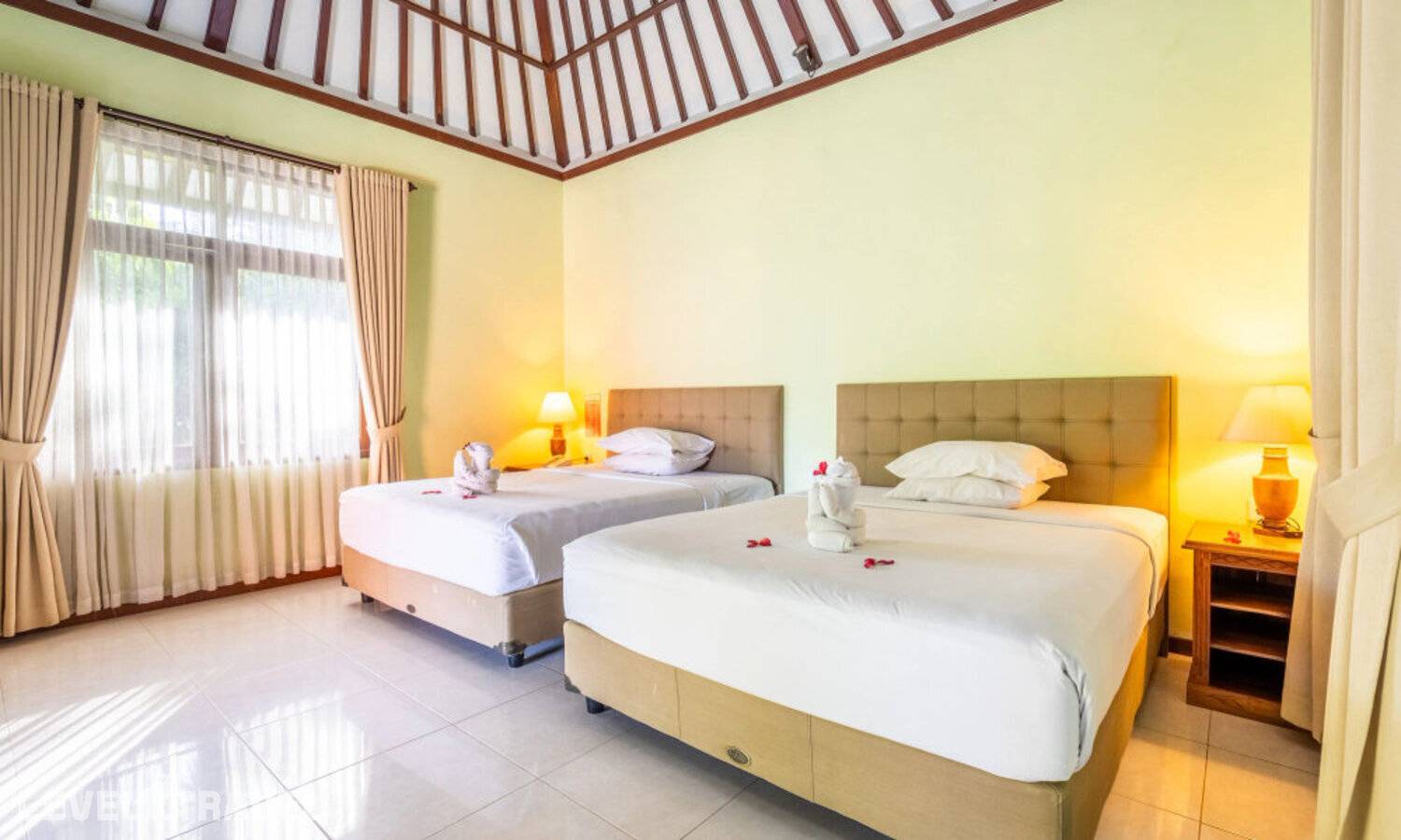 фотографии отеля Taman Surgawi Resort & Spa в Индонезия(Амлапура) - фото №8