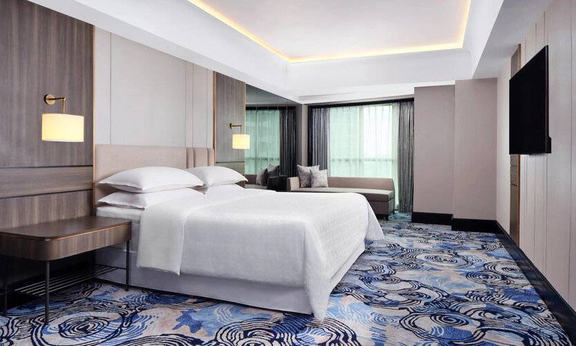 Sheraton Surabaya Hotel & Towers