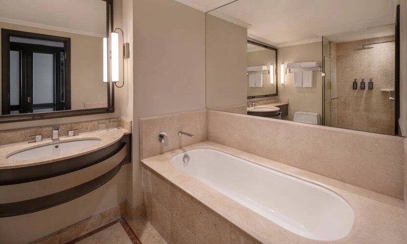 Sheraton Surabaya Hotel & Towers