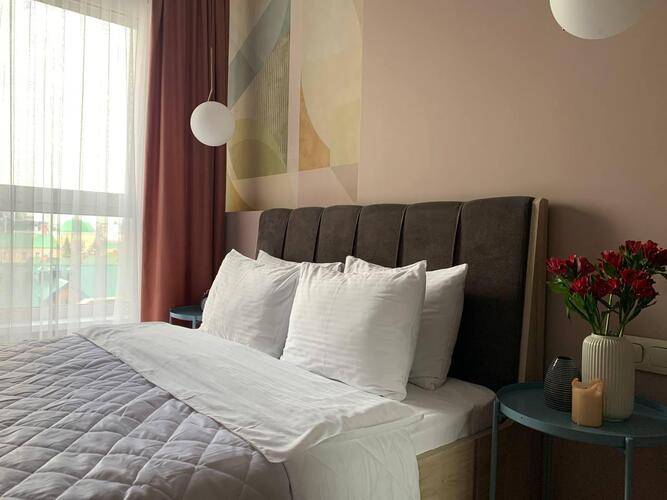 F.Living (Ф.Ливинг)