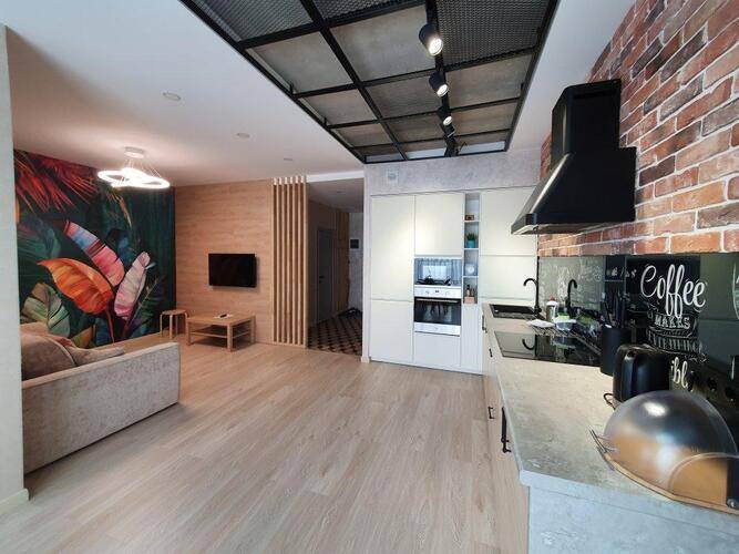 F.Living (Ф.Ливинг)