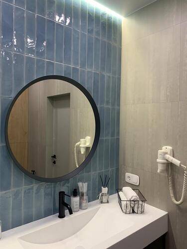 F.Living (Ф.Ливинг)