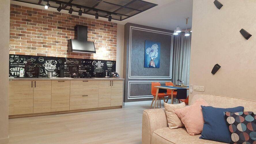 F.Living (Ф.Ливинг)