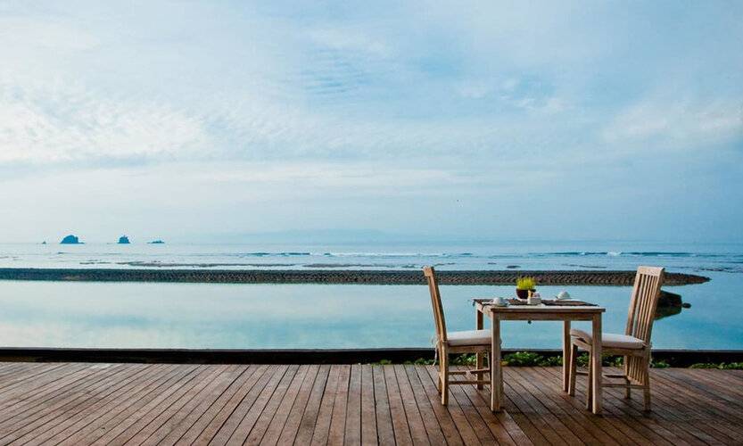 D'Tunjung Resort & Spa