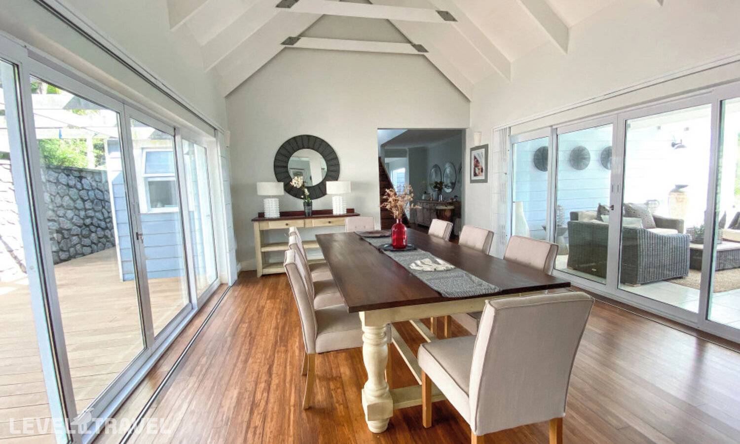 фотографии отеля Red Coconut Self-Catering в Сейшелы(о. Маэ) - фото №31