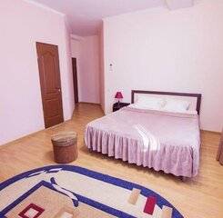 $item['hotel']['name']