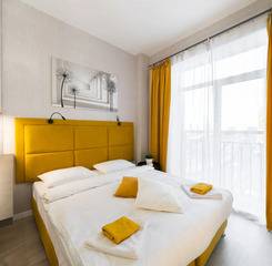 $item['hotel']['name']