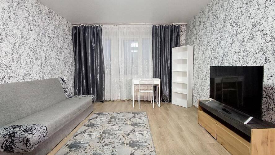 Уютный Север На Улице Русанова