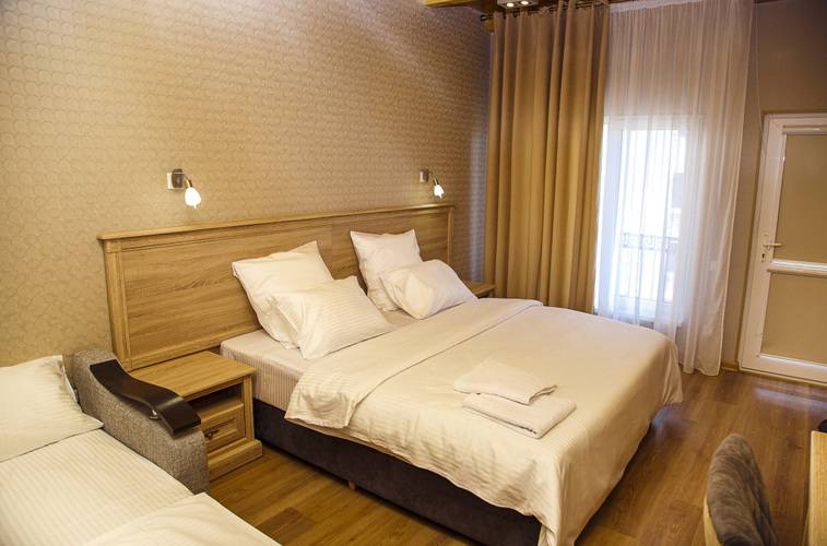 Family Inn