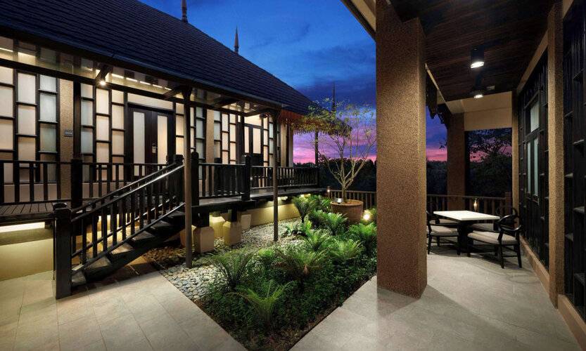 Doubletree By Hilton Putrajaya Lakeside