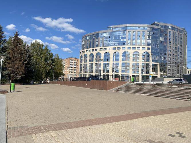 4 Ugla (Четыре Угла) На Максима Горького 150