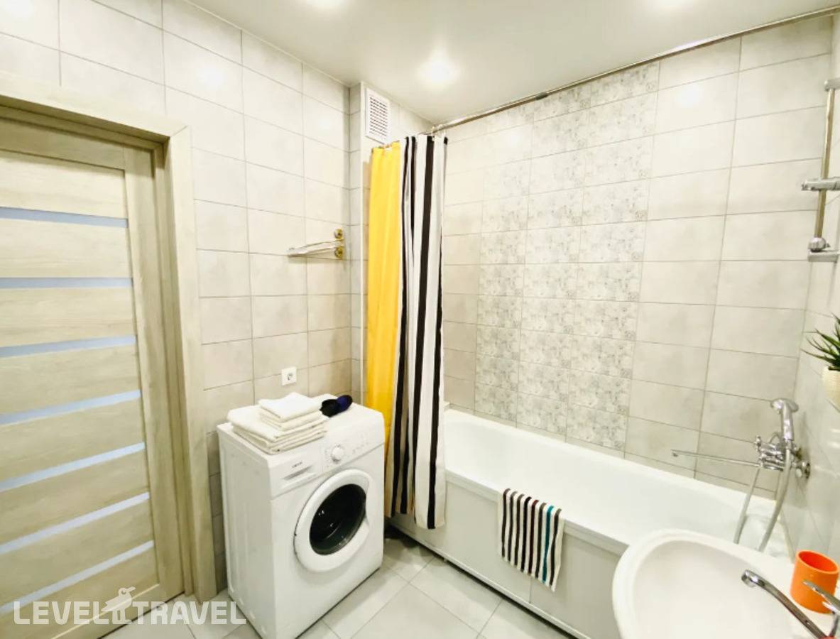 фотографии отеля Апартаменты На Улице Азина 22/2 в Россия(Екатеринбург) - фото №11