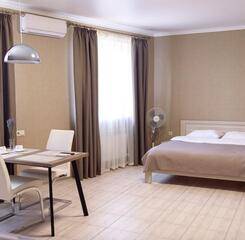 $item['hotel']['name']
