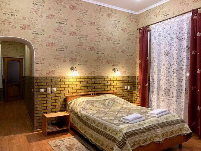 Апартаменты На Улице Мира 4