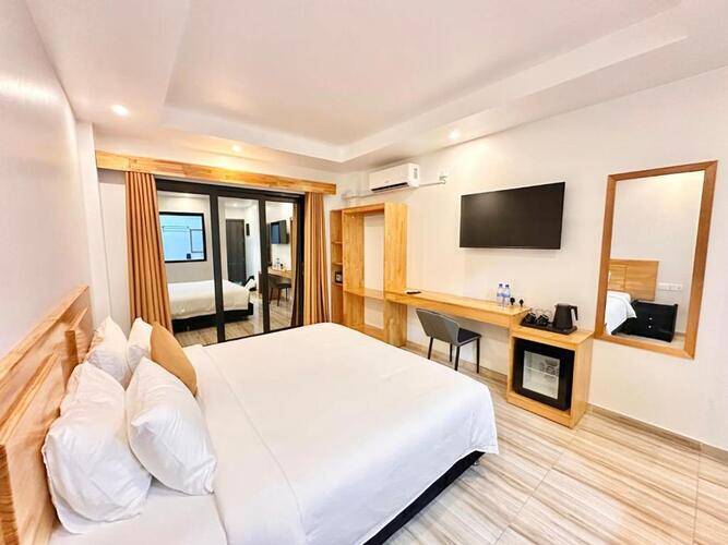 Aimi Beach Hotel