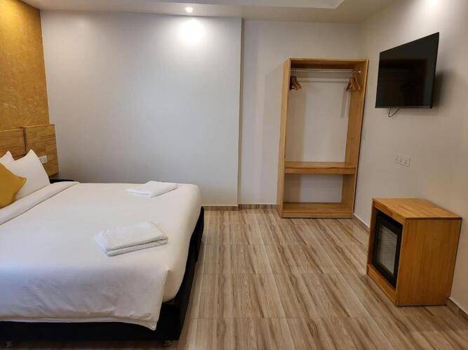 Aimi Beach Hotel