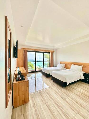 Aimi Beach Hotel