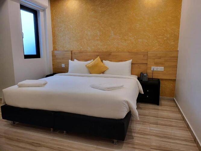 Aimi Beach Hotel