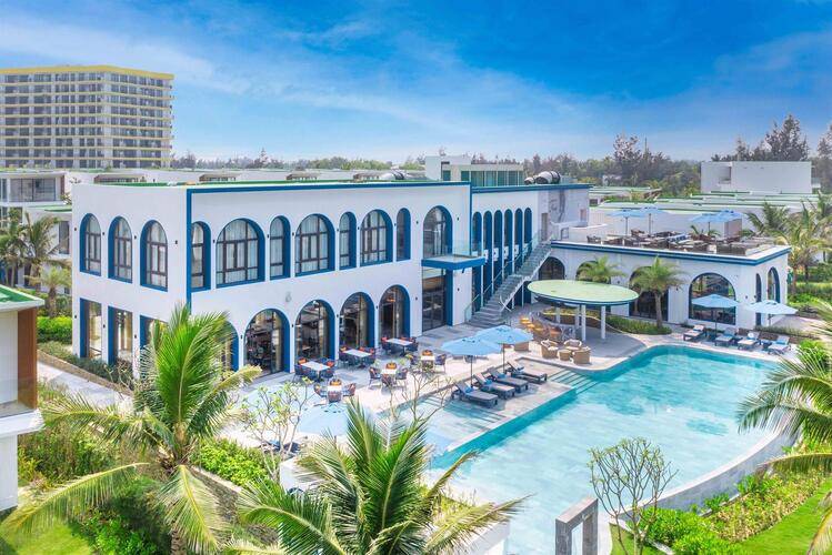 Wyndham Hoi An Royal Beachfront Resort & Villas