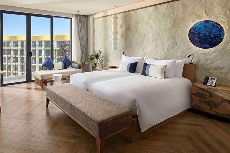Wyndham Hoi An Royal Beachfront Resort & Villas