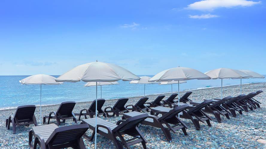 Отель Garuda Beach Village