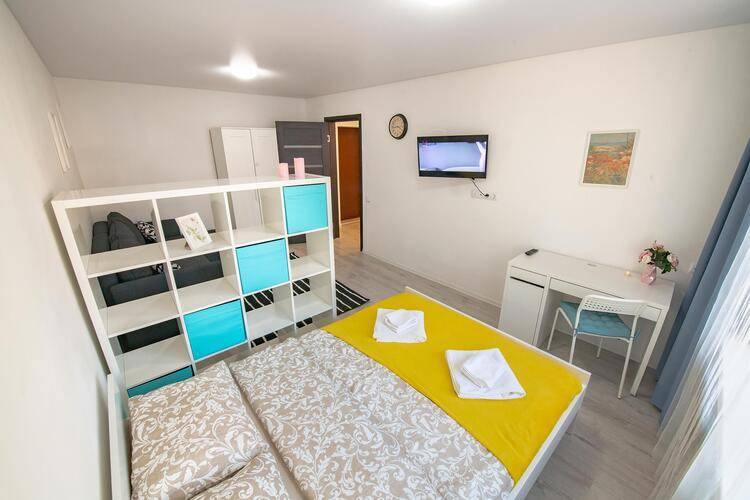 Уютные Студии На Улице Суханова