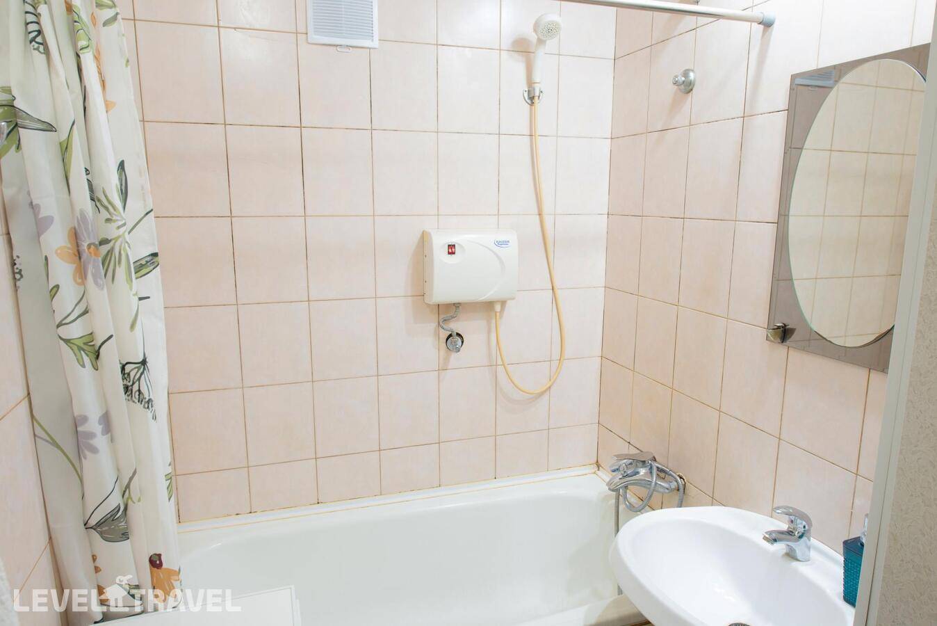 фотографии отеля Домашняя На Фабричная 17 в Россия(Тюмень) - фото №15