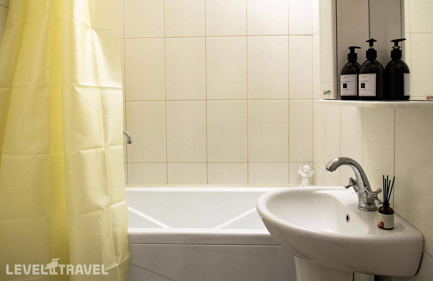 фотографии отеля Romlex Apartments (Ромлекс) На Улице Сидора Путилова 45 в Россия(Тюмень) - фото №14