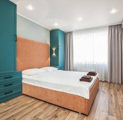 $item['hotel']['name']