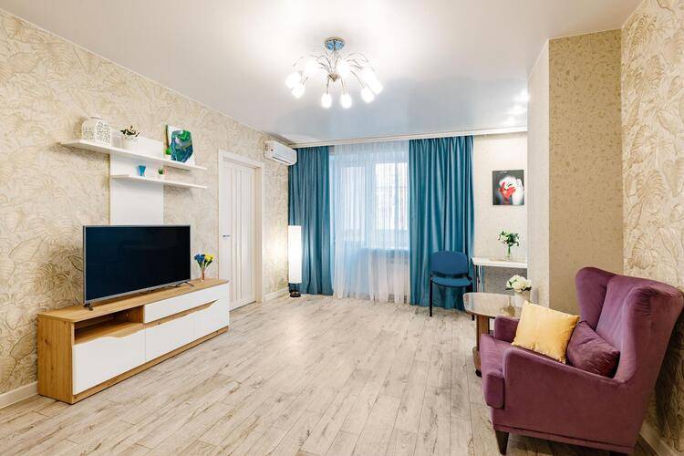 Аврора На Улице Весенняя 19а