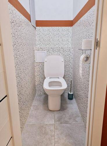 Best Guest House (Бэст Гест Хаус) На Проспекте Имени Ленина 6