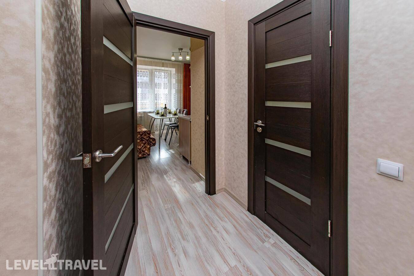 фотографии отеля Likehome (Лайкхоум) На Улице Салмышская 43а в Россия(Оренбург) - фото №13