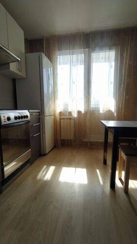 Апартаменты На Проспекте Ливанова