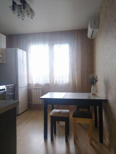 Апартаменты На Проспекте Ливанова